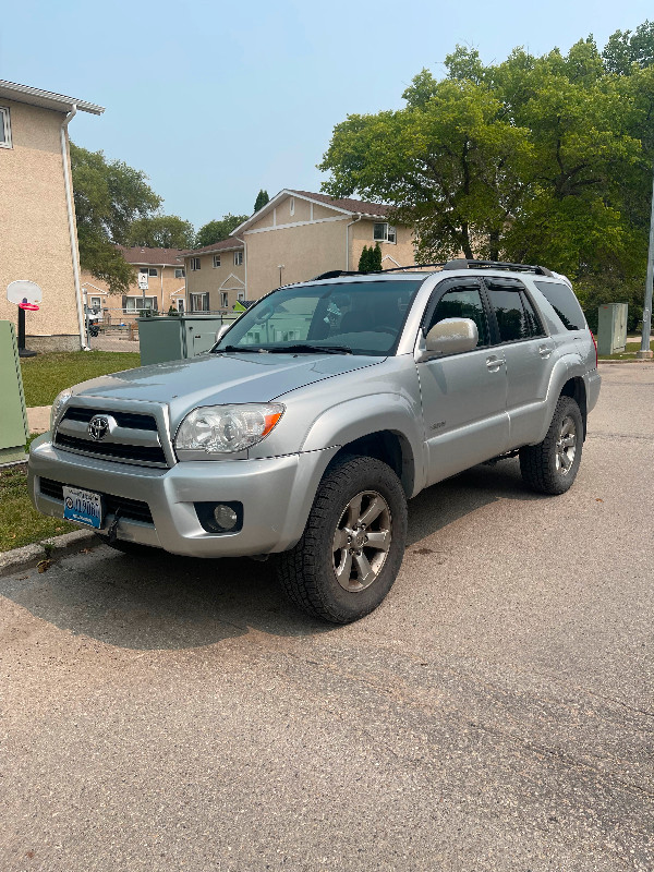 2007 Toyota 4Runner in Cars & Trucks in Winnipeg