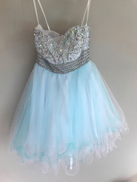 Prom/ Graduation dress size 2