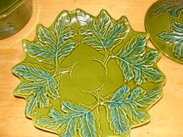 Soupière avec assiette, en céramique de couleur vert,Calif USA dans Art et objets de collection  à Laval/Rive Nord - Image 4
