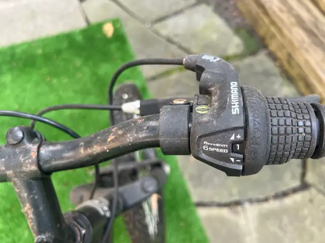 CCM Assault Youth Full-Suspension Mountain Bike  in Kids in Ottawa - Image 3