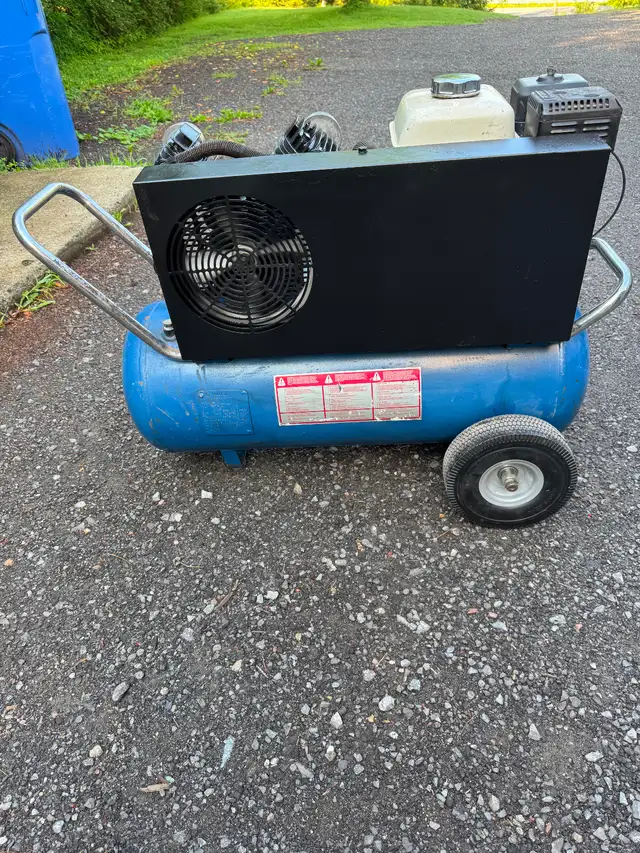 Eagle Gas-Powered Air Compressor507648973871534081