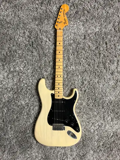 Selling my 1979 Stratocaster, ash body with translucent Blonde finish. The serial number dates the g...