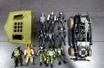 Rare True Heroes Military Set, View more
