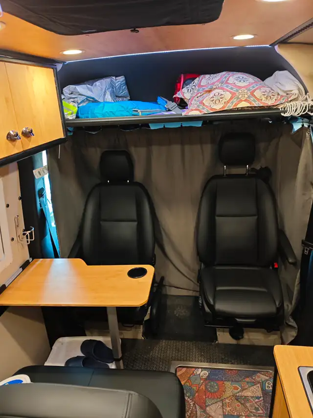 Camping Van rv in RVs & Motorhomes in Nanaimo - Image 4