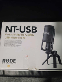 Rode NT USB Microphone asking $200 obo Like New