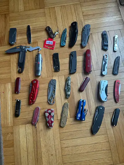 Small Pocket Knives one for 2$ , View more