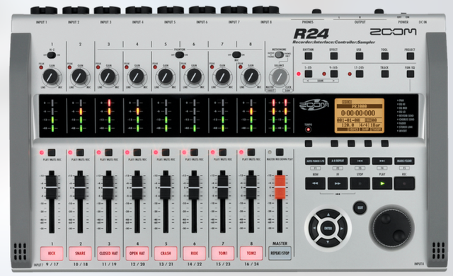 ZOOM R24 Recorder : Interface : Controller : Sampler in Pro Audio & Recording Equipment in Ottawa - Image 2