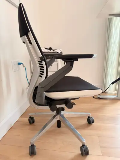 Stealcase Ergonomic chair , View more