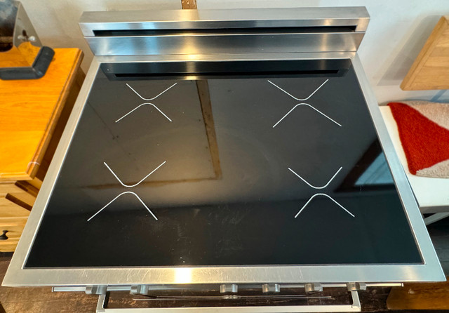 Cuisinière à induction Bertazzoni 30 pouces dans Cuisinières, fours et fourneaux  à Saguenay - Image 2