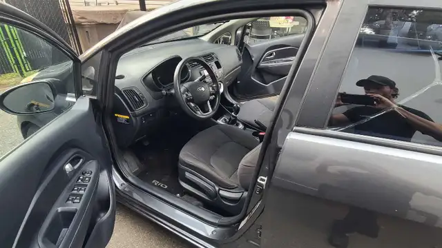 Kia Rio LX598236127036723204