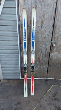 vintage skis rossignol Team 505 fiberglass epoxy salomon