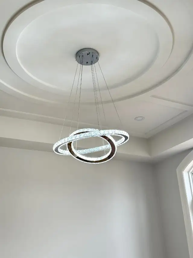 Elegant Chandeliers with LED Bulbs in Indoor Lighting & Fans in City of Toronto - Image 4