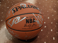 Signed Toronto Raptors Basketball, 2003-04 full team