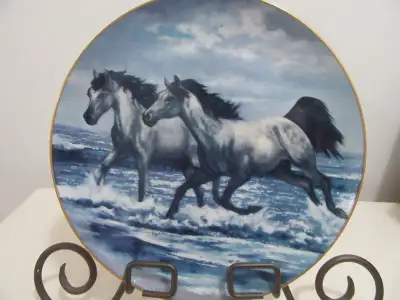 Plate - Horses in Action series by artist Violet Parkhurst, View more