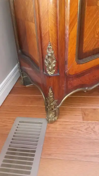 ANTIQUE VICTORIAN CHINA DISPLAY CABINET DRASTICALLY REDUCED, View more