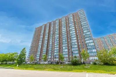 2 Bedroom condo at Hillcrest Avenue Mississauga( Right at go Station ) Available Now. Call 905 593 2...