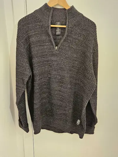 Ilanco black label quarter zipper sweater in size large, View more