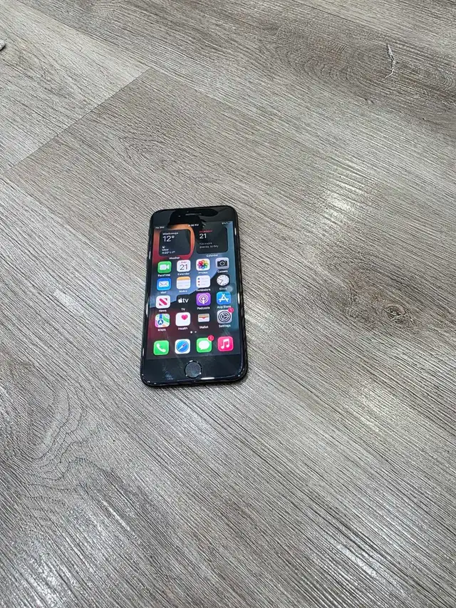 Apple iPhone 7 *32gb in Cell Phones in Oakville / Halton Region - Image 2