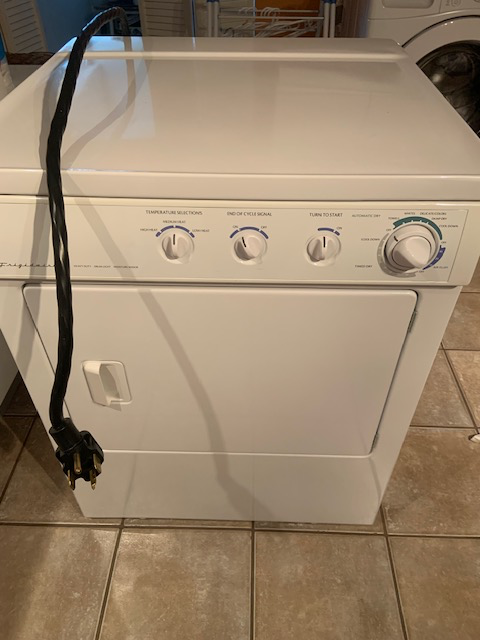 Sécheuse Frigidaire à vendre en excellente condition. $150. in Washers & Dryers in Laval / North Shore - Image 3