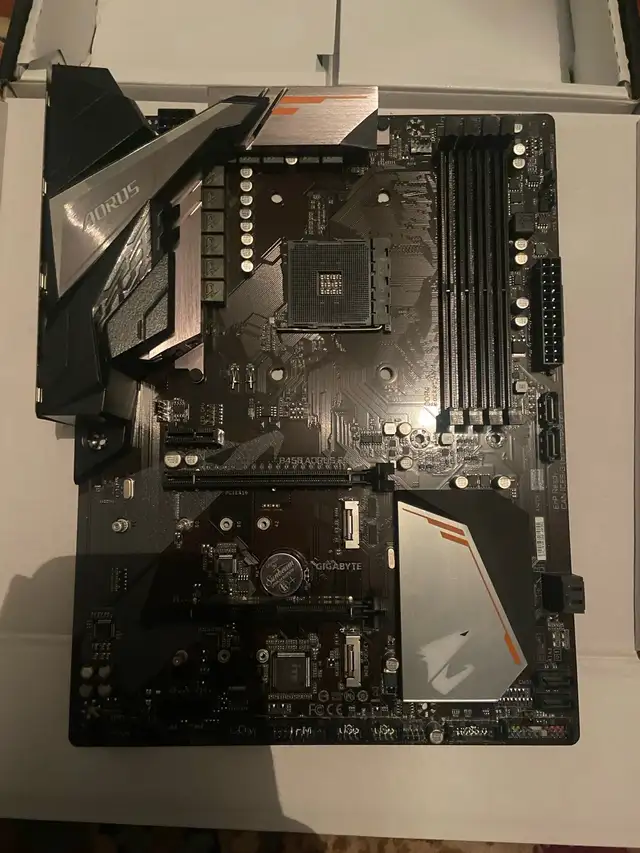 B450 Aorus Elite motherboard in Desktop Computers in Windsor Region - Image 5