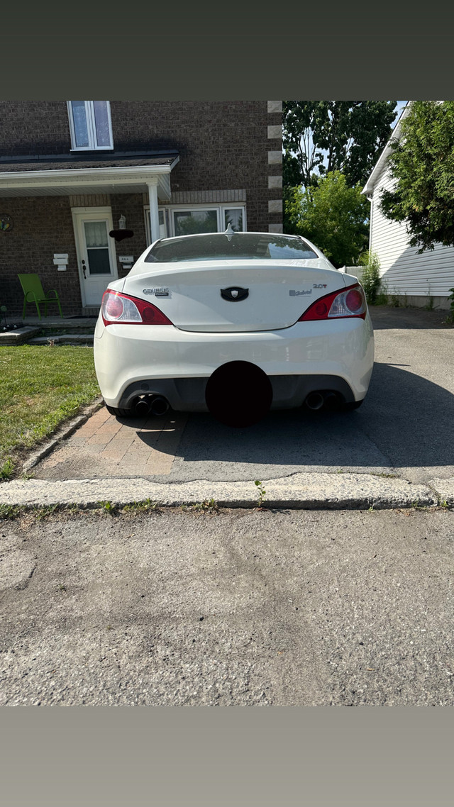 Hyundai Genesis 2.0 LT 2011 in Cars & Trucks in Gatineau - Image 2