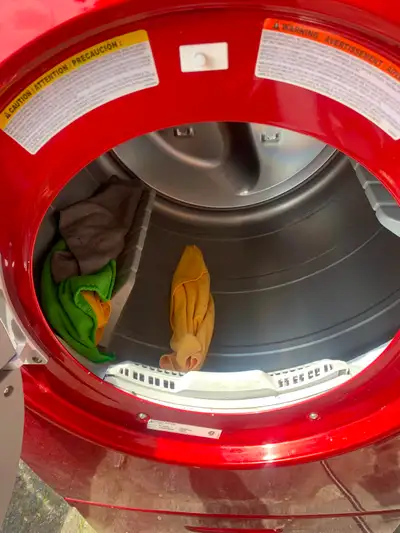 Samsung electric dryer on riser, View more