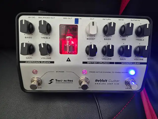 Two Notes ReVolt Guitar Tube Amp Pedal in Amps & Pedals in City of Toronto - Image 2