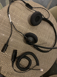 Plantronics EncorePro HW520 Headsets with adapter