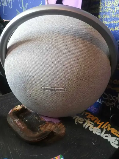 Harmon Kardon Onyx Studio 7  cash or trade, View more