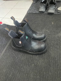 Women’s safety boots