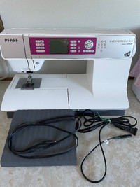PFAFF Quilt Expression 4.0 Sewing Machine