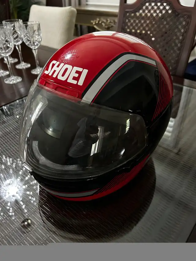 Snowmobile ladies snow mobile helmet  in Women's - Tops & Outerwear in Mississauga / Peel Region - Image 5
