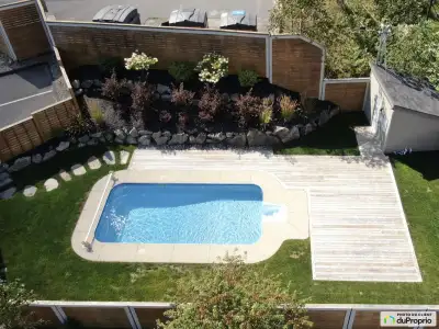 Unités disponibles: Rez-de-jardin: 1 550$/mois / 1er juillet Haut de triplex: 1 580$/mois / 1er juin...