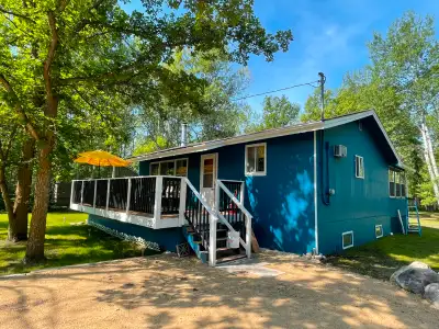 Cozy Cottage for Rent by Grand Beach