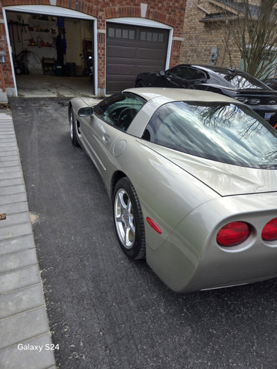 C5 Corvette - hatchback with targa top
