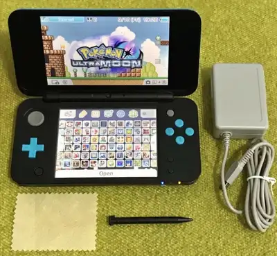 New 2DS XL system (New Model with better battery, faster possessor...) in great condition. Comes wit...