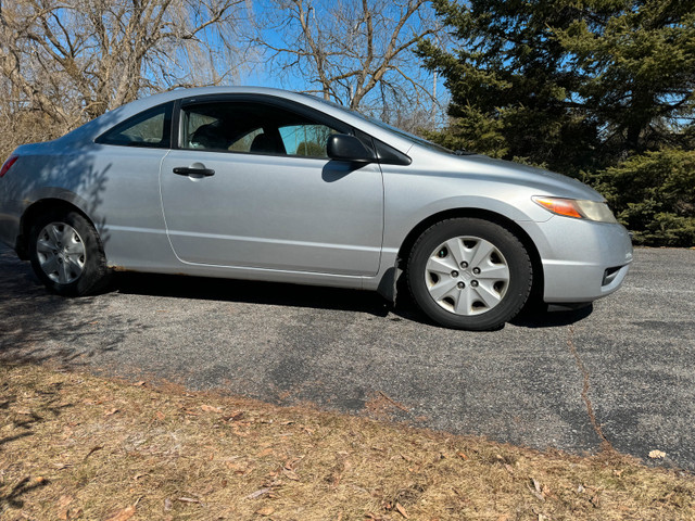 2008 Honda Civic Coupe 5-speed standard in Cars & Trucks in Kawartha Lakes