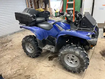 Runs and drives great, brakes need work, *NO POWER STEERING*, new battery, starter, rad and rad relo...