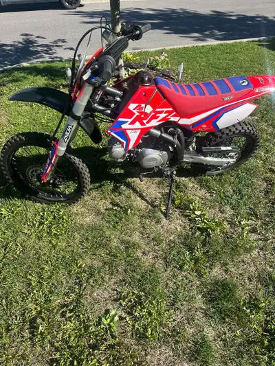 2022 Apollo Rfz 125 used approximately 2 hours max 1150 firm Lindsay Ontario