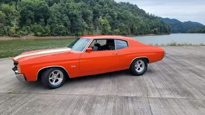 Nice clean chevelle,great condition,rebuilt 350 small block with 400 3 speed transmittion.pos track...