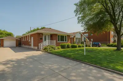 Large 4 bedroom upper unit