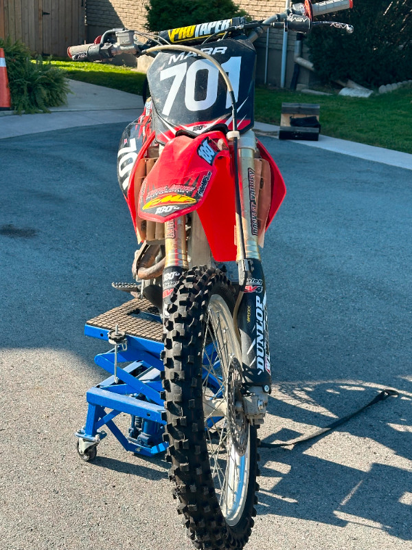 2011 CRF250....$5,500 in Dirt Bikes & Motocross in St. Catharines