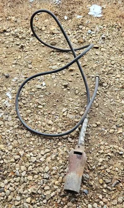 ☘️ Pickup location - Pipestone Alberta ☘️ ⭐ Tiger Torch *Length: 8 foot hose *Model: 95 *Propane *Us...