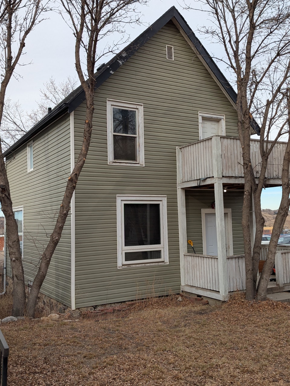 SE hill 3 bedroom house for rent 1