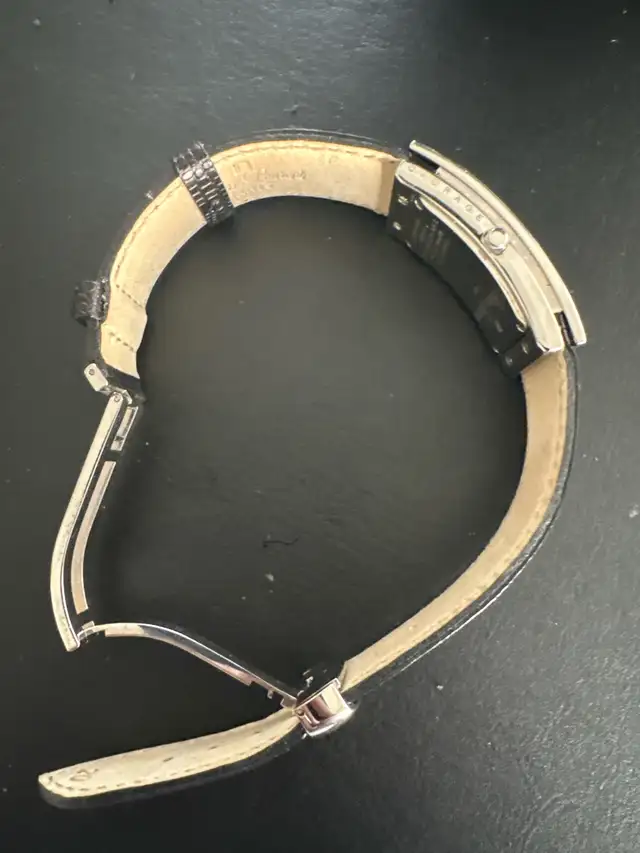 Pierre Laurent Paris Watch in Jewellery & Watches in City of Montréal - Image 4
