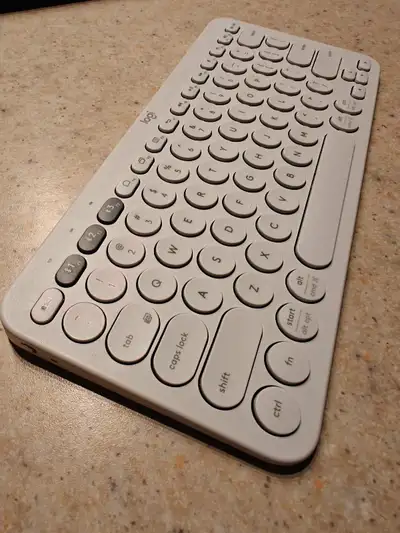 Excellent condition. It can connect up to 3 Bluetooth devices. Selling because i don't need it anymo...