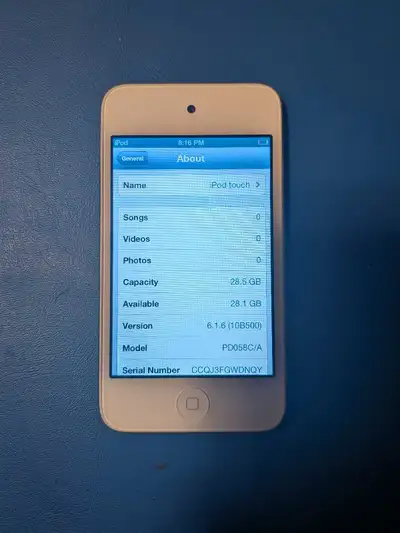 32GB iPod Touch 4 (White), View more
