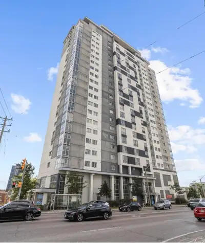 ENSUITE ROOM FOR SUBLET — 1 Columbia St W, Waterloo ✨ Private bedroom with its OWN ensuite bathroom...
