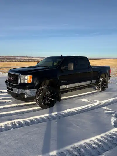 2011 GMC Sierra 3500 crew cab short box. This is a great truck, runs and drives good. Its deleted. O...