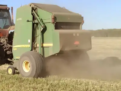 Selling my john deere 568 baler , has 33500 bale count . works good. Twine or net wrap , mega wide ....